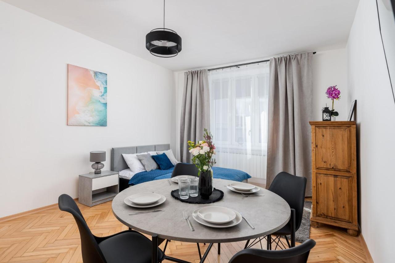 קרקוב Corner Apartments Near Vistula River מראה חיצוני תמונה