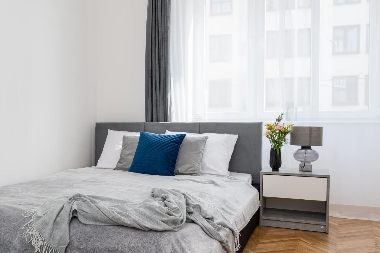 קרקוב Corner Apartments Near Vistula River מראה חיצוני תמונה