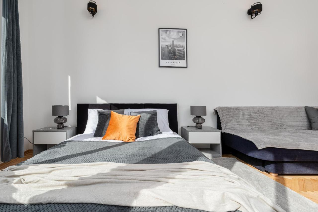 קרקוב Corner Apartments Near Vistula River מראה חיצוני תמונה