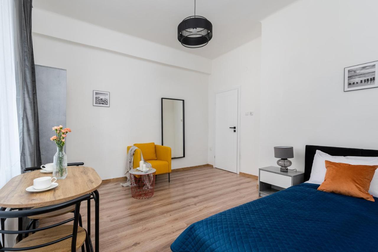 קרקוב Corner Apartments Near Vistula River מראה חיצוני תמונה