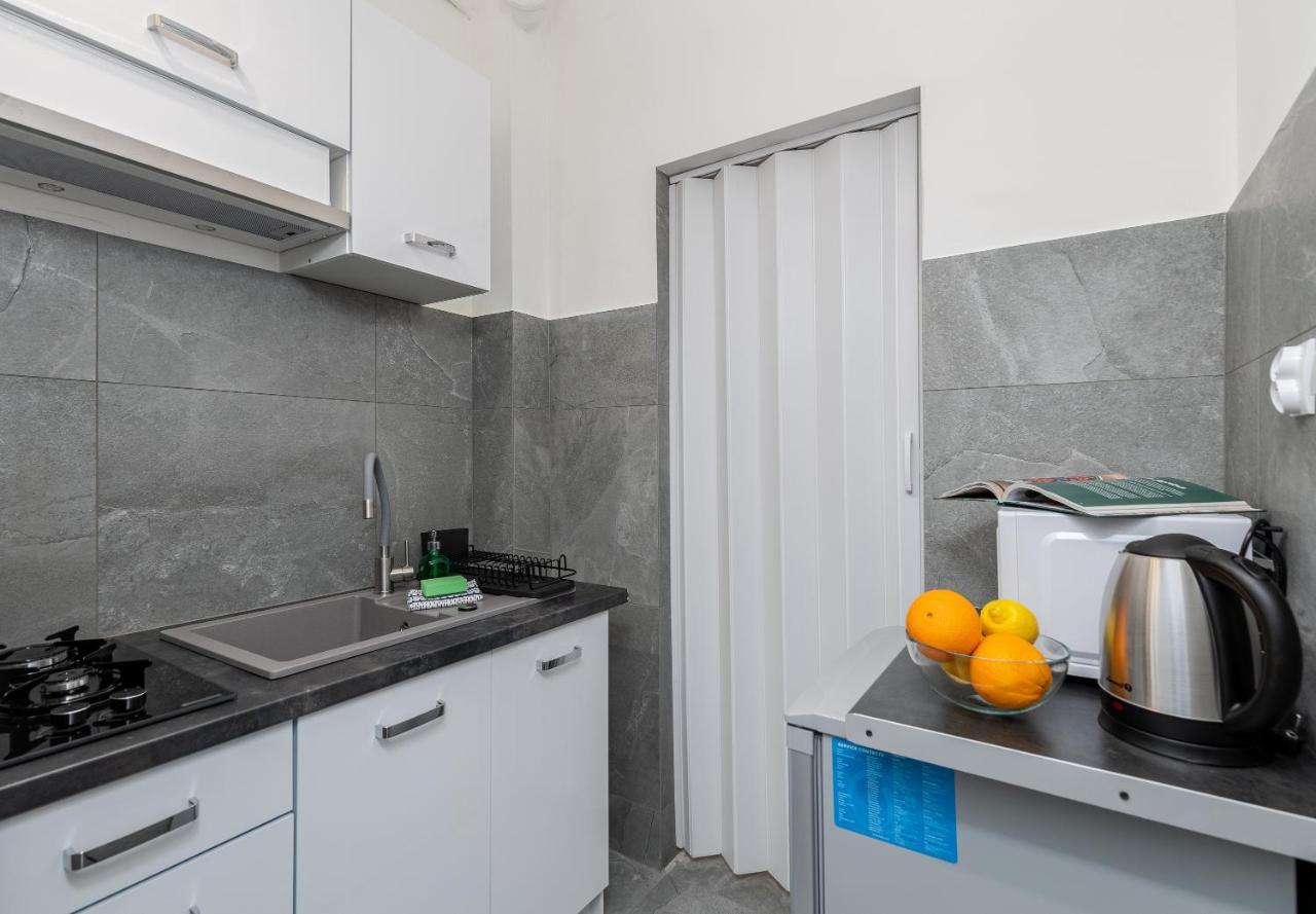 קרקוב Corner Apartments Near Vistula River מראה חיצוני תמונה